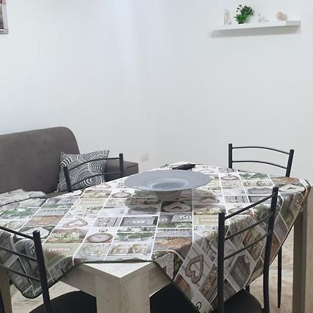 شقة Dimora Di Giada برينديسي المظهر الخارجي الصورة